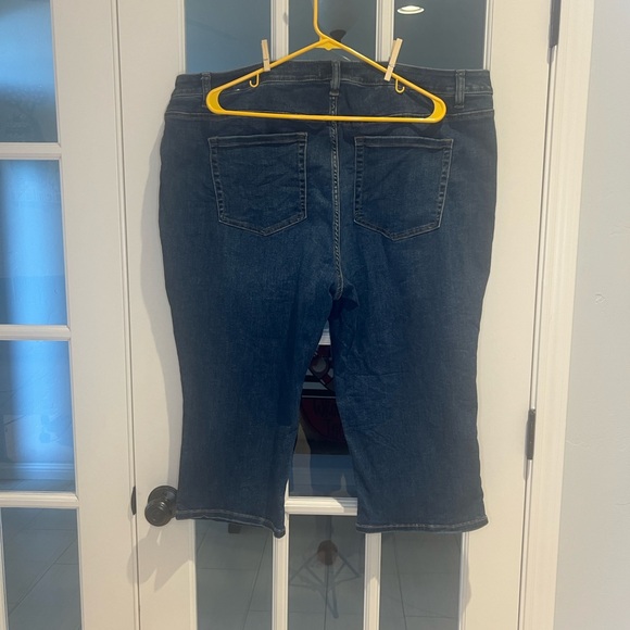 Lane Bryant Jean Capri - Picture 2 of 4